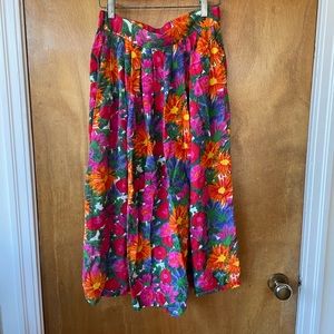 Vintage vibrant floral midi skirt